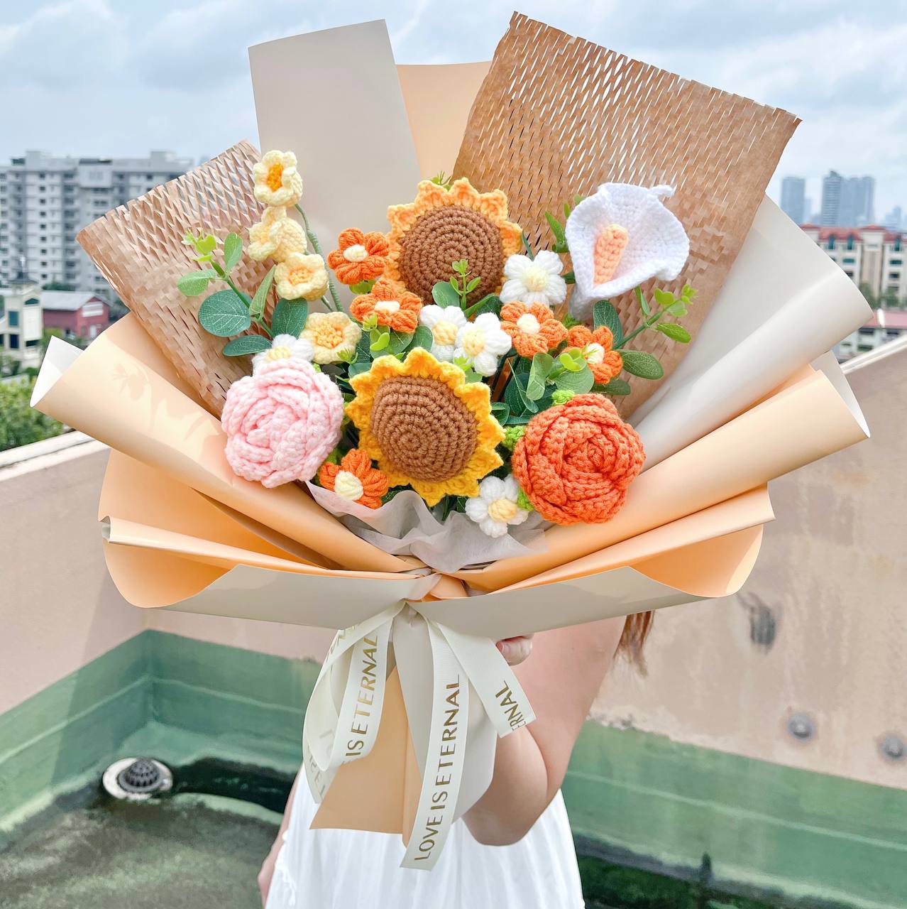 L size bouquets